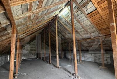 Casa de vanzare, 280 mp utili, 480 mp teren, Plaiul Vulcanes - 1