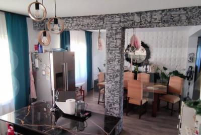 Casa cu 7 camere, 405 mp, in zona Decebal - 4