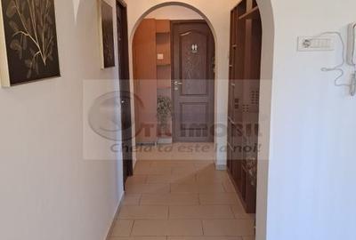 Spatiu comercial de inchiriat, zona Cug - 16