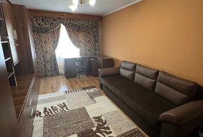 Apartament cu 2 camere în CET - 11