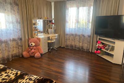 Casă individuală cu 4 camere cu Canalizare în Central - 2