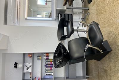 Spațiu comercial, de 120 mp, în Central - 4