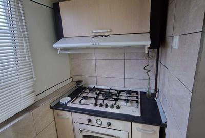 Apartament cu 3 camere decomandat în Tineretului - 1