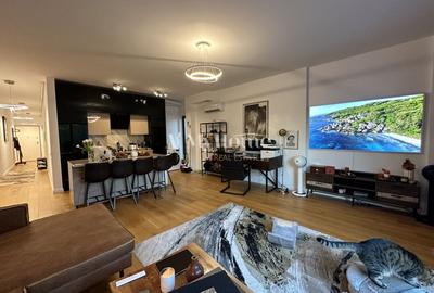 Apartament cu 3 camere decomandat, mobilat în Iancu Nicolae