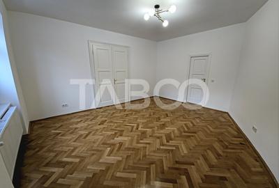 Birou, de 122 mp, în Ultracentral - 2