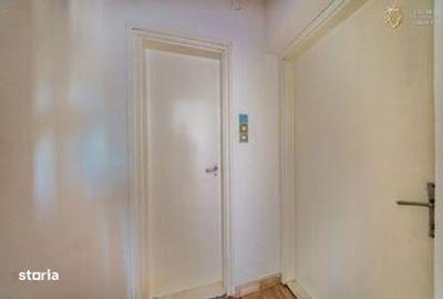 Casă cu 4 camere cu Canalizare în Central - 2