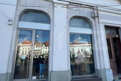 Spațiu comercial, de 70 mp, în Central