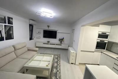 Apartament cu 2 camere semidecomandat în Baza 3 - 2