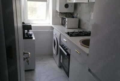 Inchiriez apartament 2 camere semidecomandat zona Tomis Nord - 1
