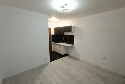 Garsonieră decomandată, mobilată în Baza 3 - 3