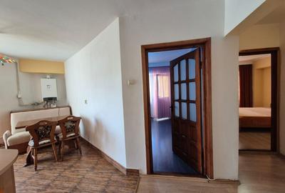 Apartament cu 3 camere decomandat, mobilat în Casa de Cultură - 19