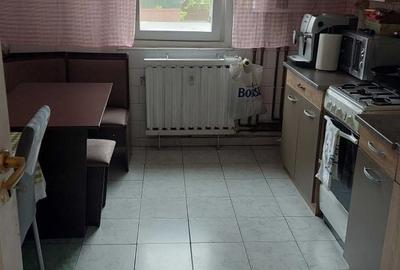 Apartament cu 4 camere decomandat, mobilat în Lipovei - 2