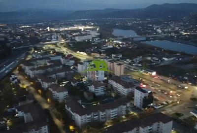 Apartament cu 4 camere semidecomandat în Central - 15