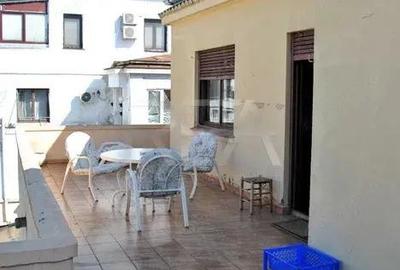 2 Camere cu Terasa de 35 mp Vedere Panoramica Cismigiu - 1