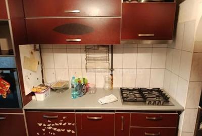 APARTAMENT 3 CAMERE DECOMANDAT INEL 2 - 2