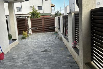 Casă cu 4 camere în Șelimbăr