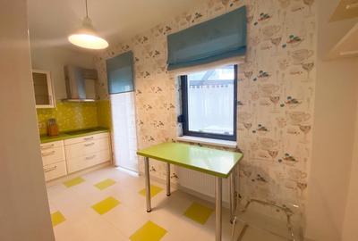 Apartament cu 3 camere decomandat, mobilat în Polonă - 6