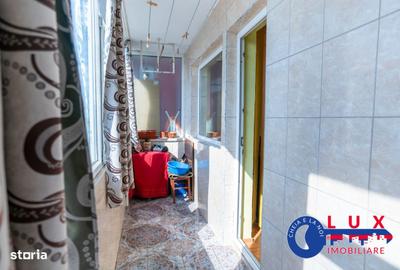 Apartament cu 2 camere decomandat în Piața Veche - 10