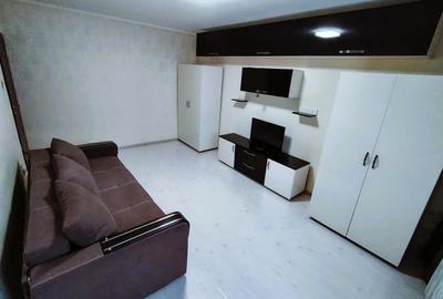 Apartament cu 2 camere decomandat, mobilat în Brâncoveanu