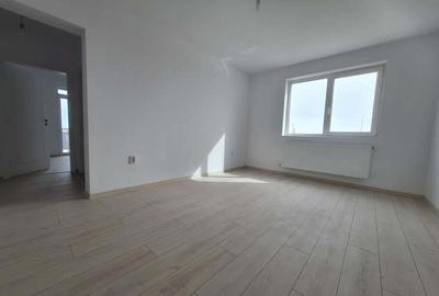 2 locuri de parcare in CF. Boxa. Finisat la cheie, disponibil imediat. - 1