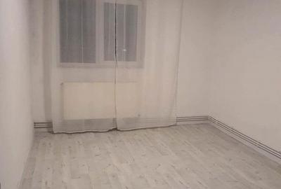 Garsoniera de vanzare, disponibila - 4