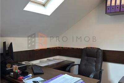 Casă individuală cu 6 camere cu Canalizare în 1 Decembrie - 13