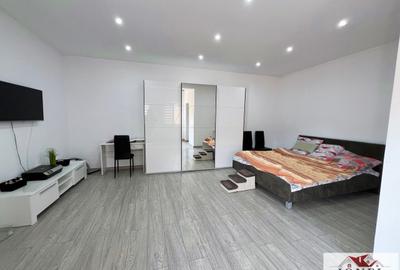 Casă individuală cu 3 camere cu Canalizare în Central - 2