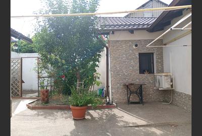 Casă cu 4 camere cu Canalizare în Central - 9