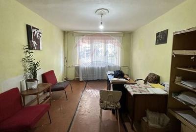 Bloc de apartamente investitie - 11