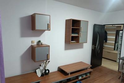 Apartament 1 camera, decomandat, etaj 2/4, zona Gara - Silvestru Apartament 1 camera, decomandat, etaj 2/4, zona Gara - Silvestru - 2