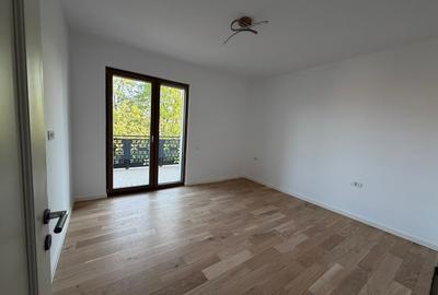 Apartament cu 3 camere decomandat, mobilat în Circumvalațiunii - 11