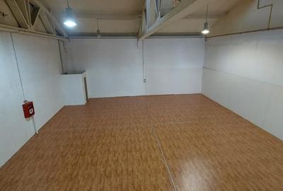De inchiriat showroom cu vanzare + parcare mare - 4
