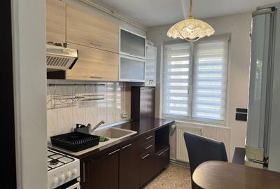 Apartament cu 2 camere în Aleea Carpați