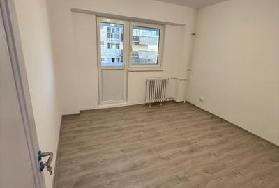 Apartament cu 4 camere decomandat în Mărgeanului - 5