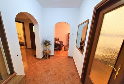 Proprietar inchiriez apartament ultracentral-Universitate 390E - 1