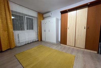 370€, metrou Timpuri Noi, spatioasa, zugravita - 2