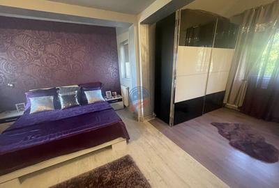 Casă cu 5 camere cu Teren 500 Mp în Șimnicu de Sus - 13