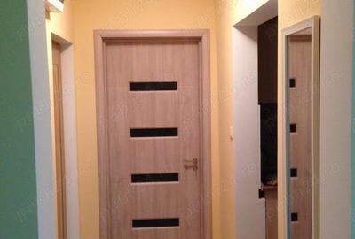 Apartament cu 3 camere semidecomandat în Faleză - 9