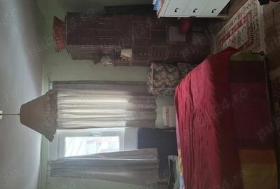 Casă în Stoenești