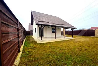 Casă cu 4 camere cu Teren 400 Mp în Central - 12