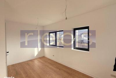 Casă cu 4 camere cu Canalizare în Sălăjan - 11