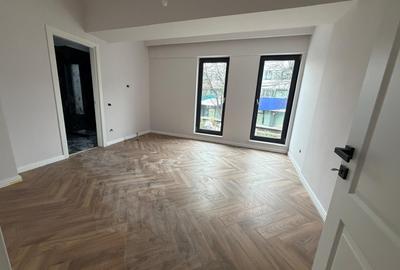 Apartament cu 3 camere semidecomandat, mobilat în Băneasa - 2