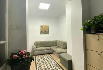 Apartament cu 5 camere în Central - 9