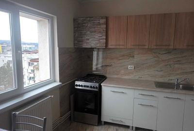 Garsonieră decomandată în Plopilor - 4