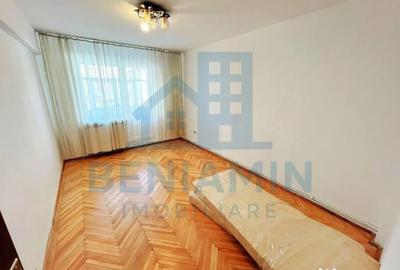 Apartament cu 3 camere decomandat în Central - 3