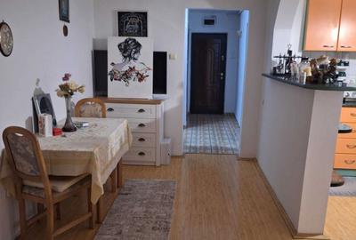 Apartament cu 4 camere semidecomandat în Exterior Vest - 4