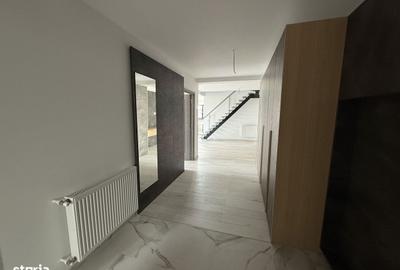 Apartament cu 4 camere în Central - 10