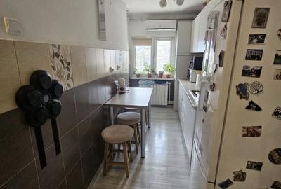 Apartament cu 2 camere decomandat în Calea București - 5