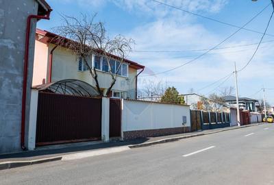 Casă cu 6 camere cu Teren 253 Mp în Central - 26