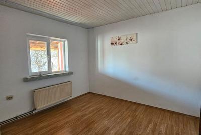 Casă cu 6 camere cu Teren 450 Mp în Calea București - 7